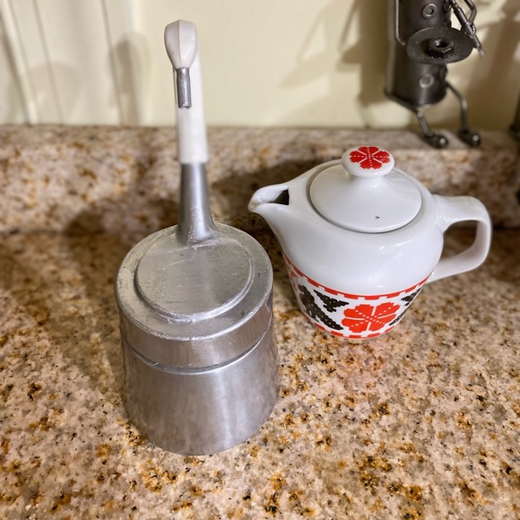 Rare vintage coffee pot in aluminum with spout and jug - Picture 7 of 7